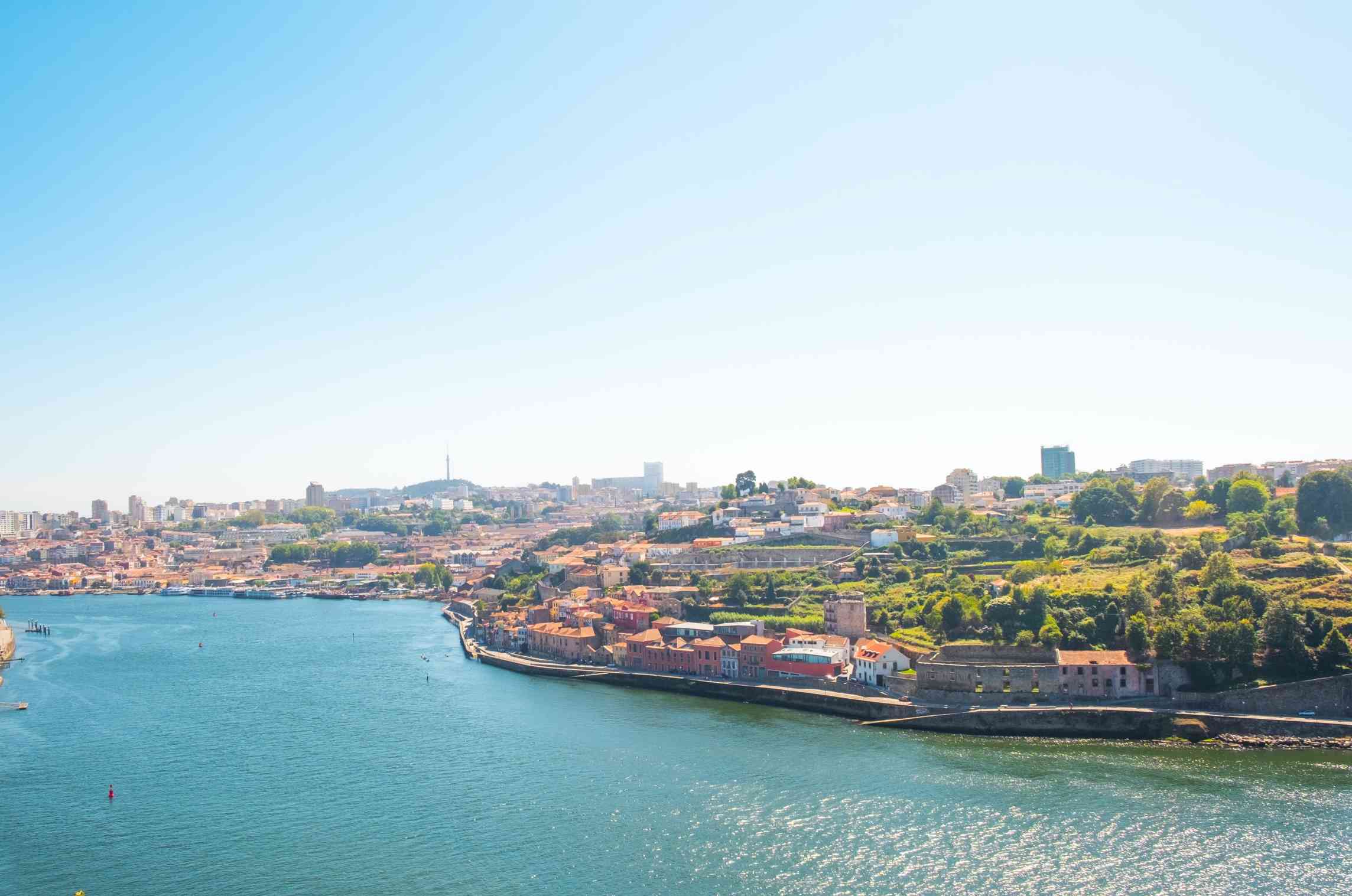 能耗監(jiān)測(cè)系統(tǒng)，工廠節(jié)能減排，碳達(dá)峰碳中和